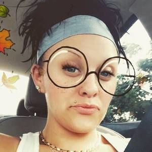 Meet your Posher, Chelsea